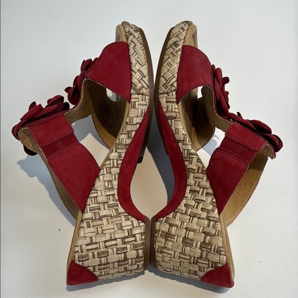 Gabor Red Sandals with Suede Straps and Cork Sole - Picture 5 of 10
